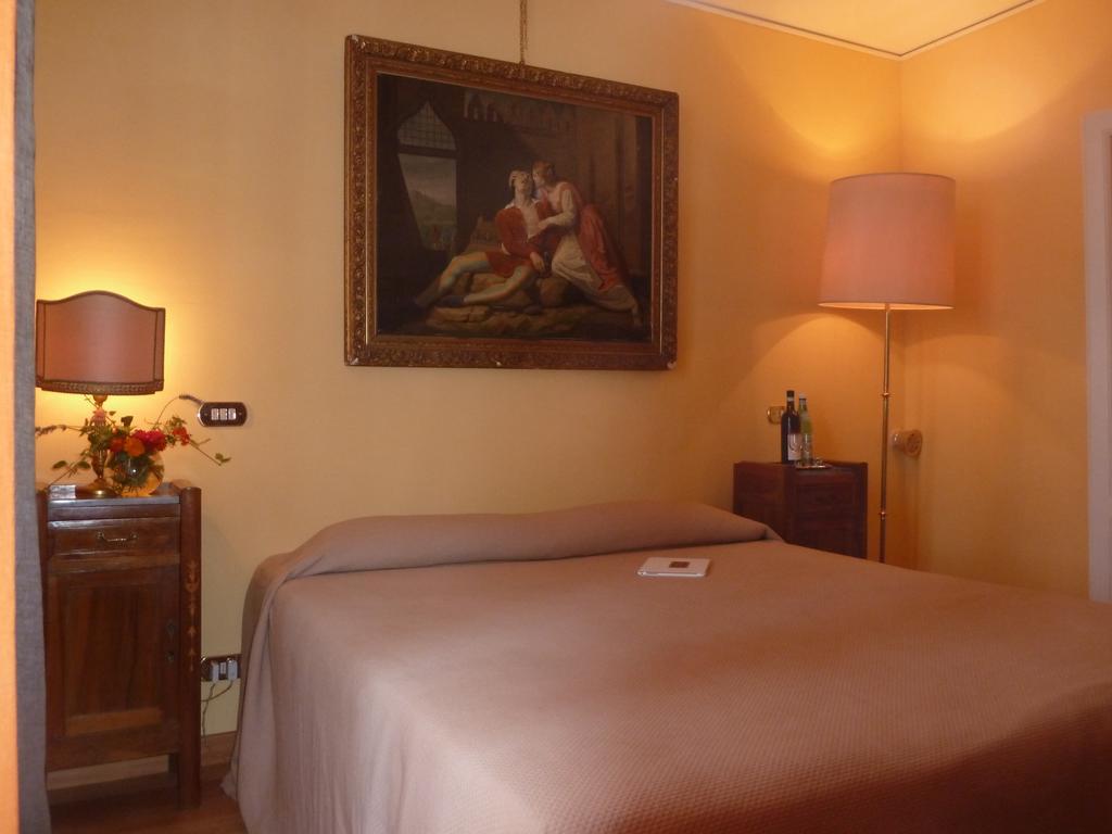B&B Casa Forster Cannero Riviera Rum bild