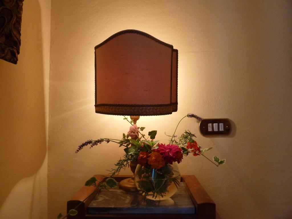 B&B Casa Forster Cannero Riviera Rum bild